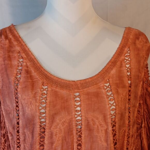 Kindred Lace Kimono Sleeve Top - Picture 3 of 9